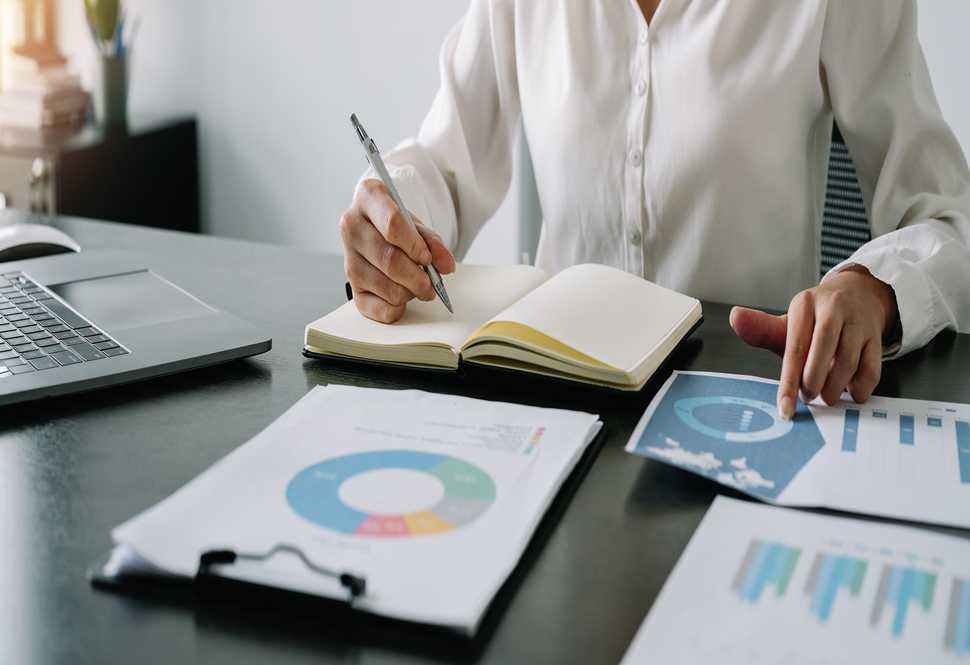 Risk Management in Long Term Trade Finance