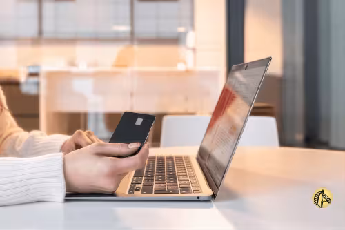 Managing international accounts and global transactions effortlessly with online banking services for expats. 
